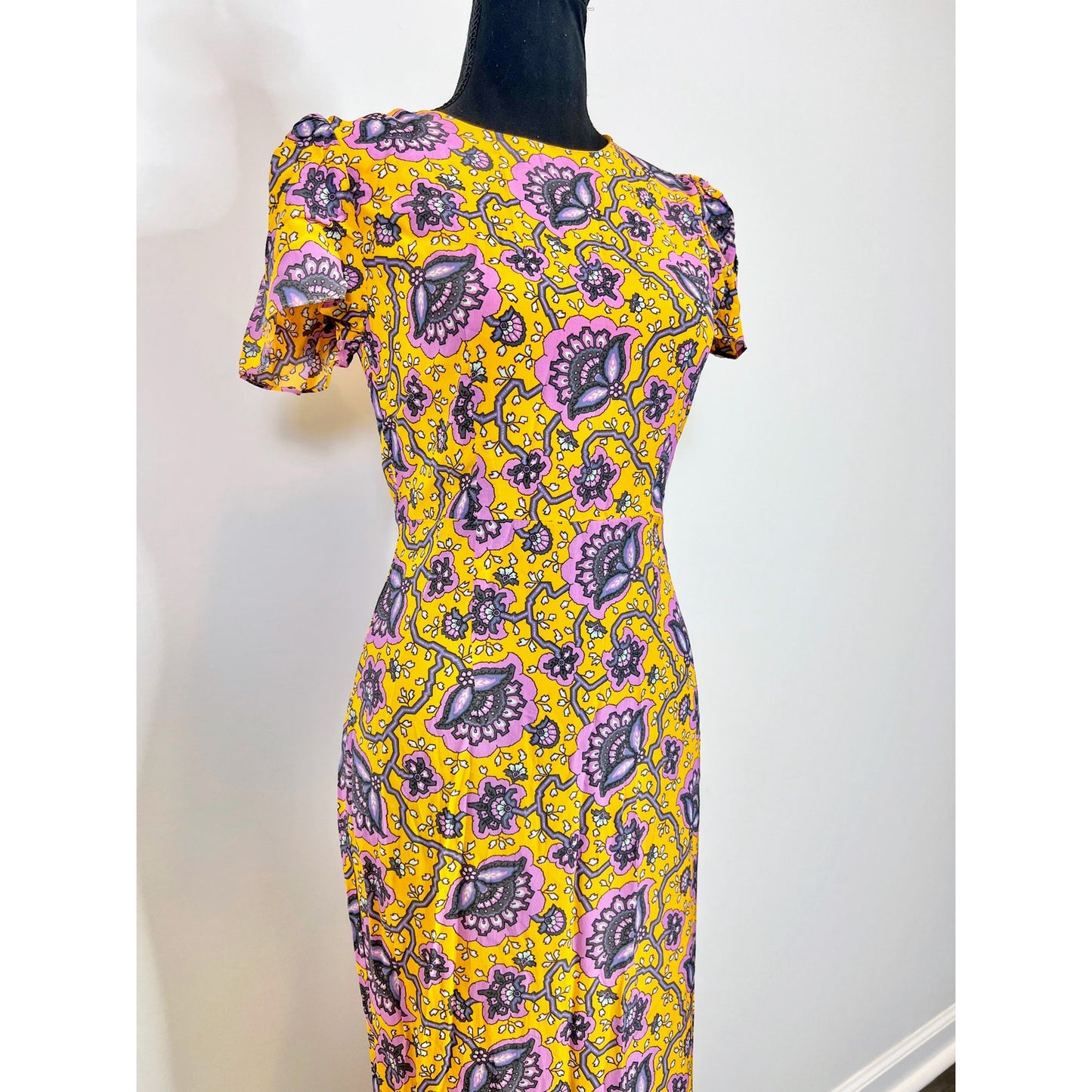 Rhode Lulani Midi Dress in Gold Lotus Printed Size 0 Floral Fluted Hem Lined