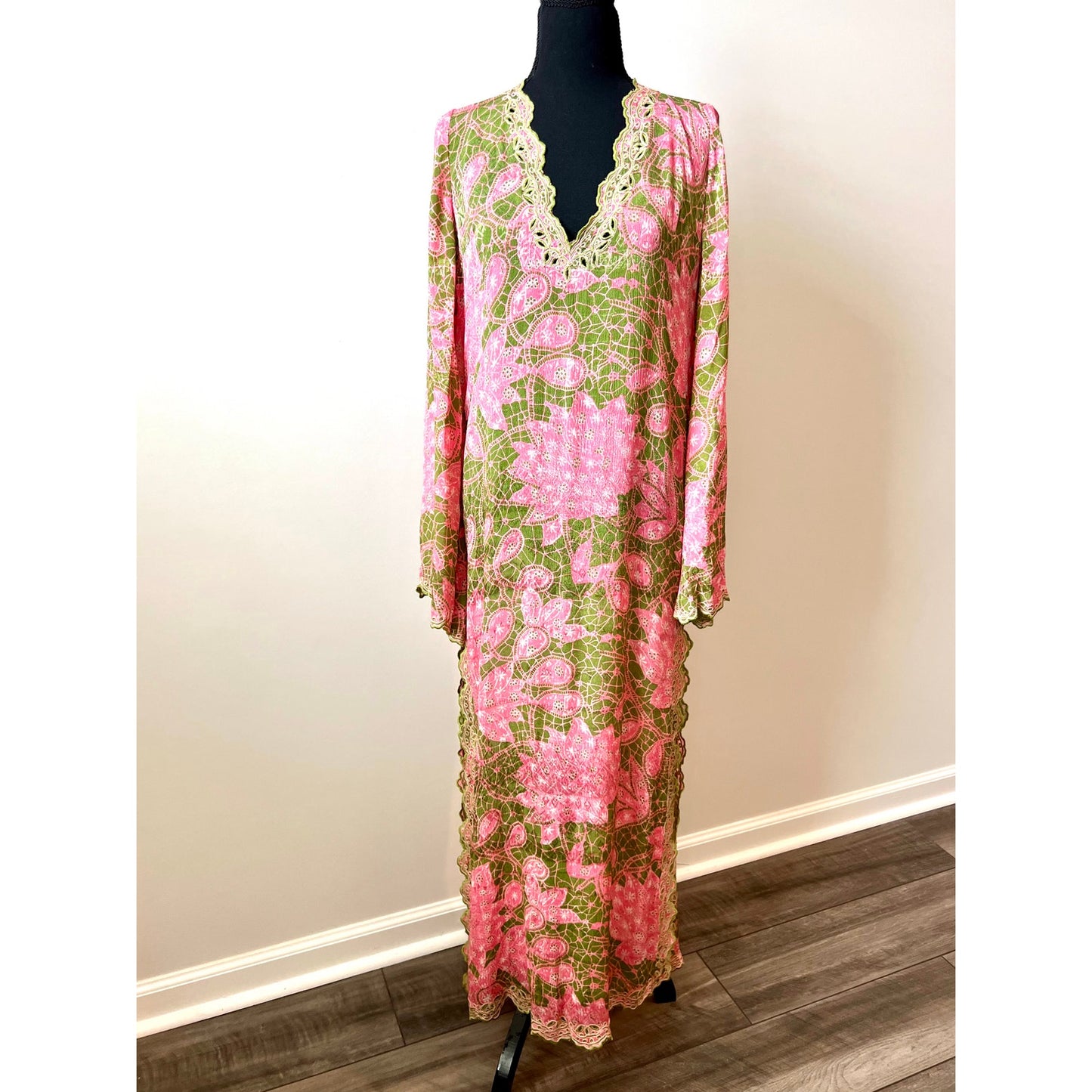 Hemant and Nandita Pakhi Kaftan Dress with Slip Lining Floral Side Slit Pullover