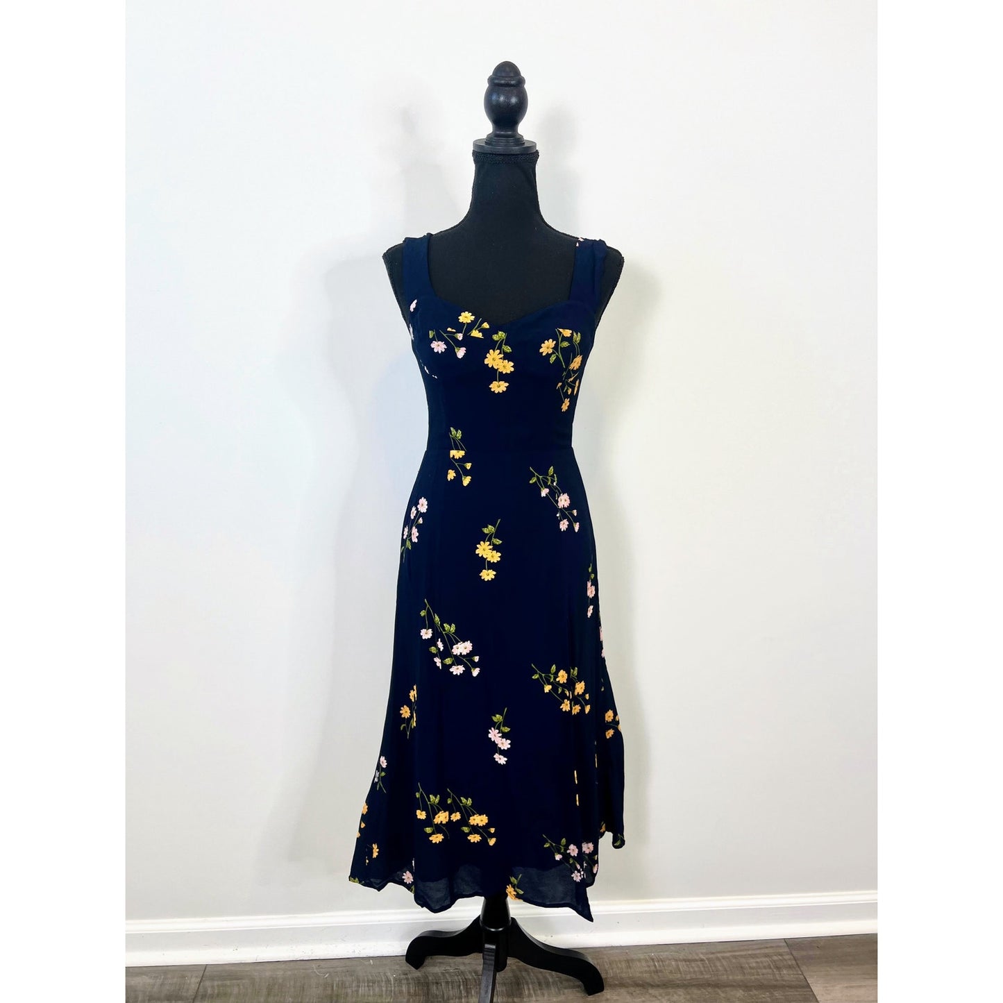 Reformation Fulton Midi Dress in Navy Floral Size 8 Sleeveless Lined Side Slit