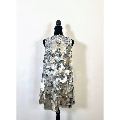 Mac Duggal Trapeze Mini Dress in Silver Size 10 Sleeveless Disc Sequin Cocktail