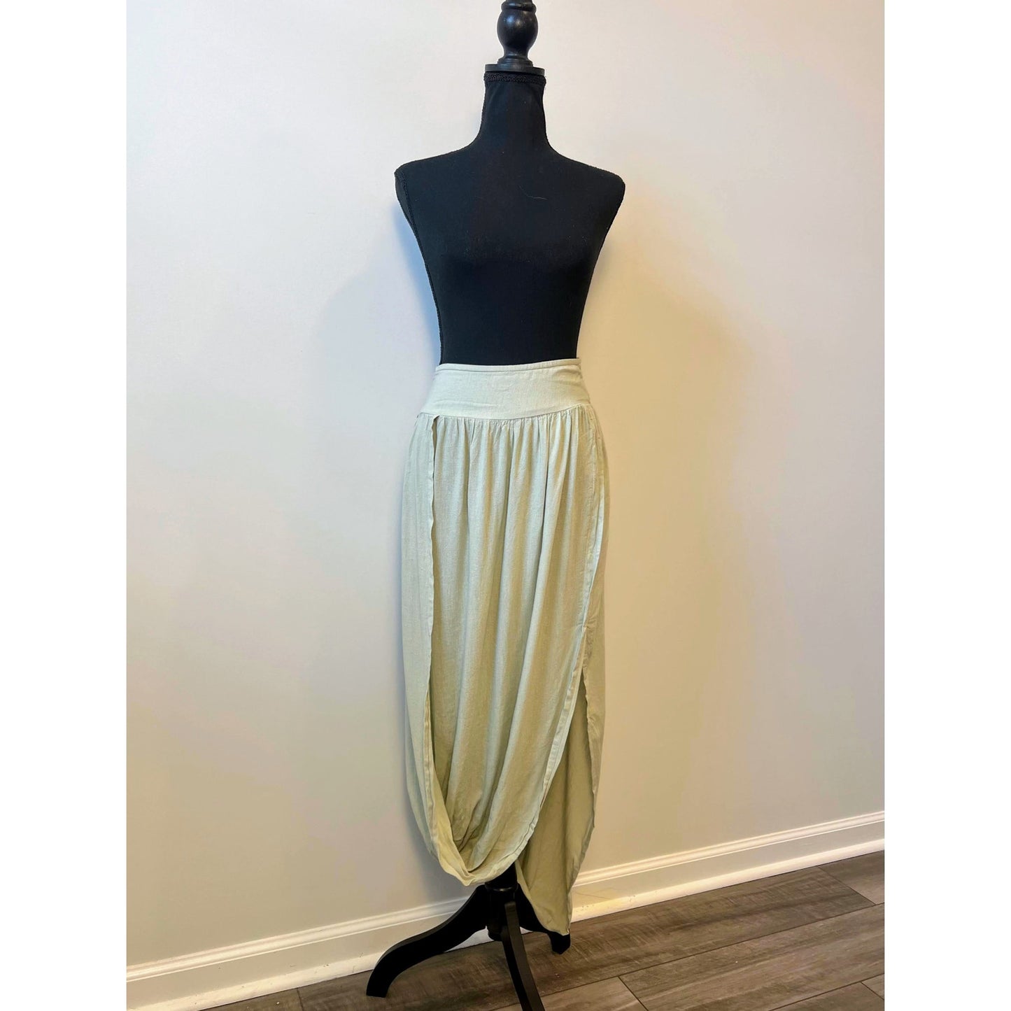 Free People Twist Flow Skirt Set in Light Green Size XS Ruffed Smocked Summer