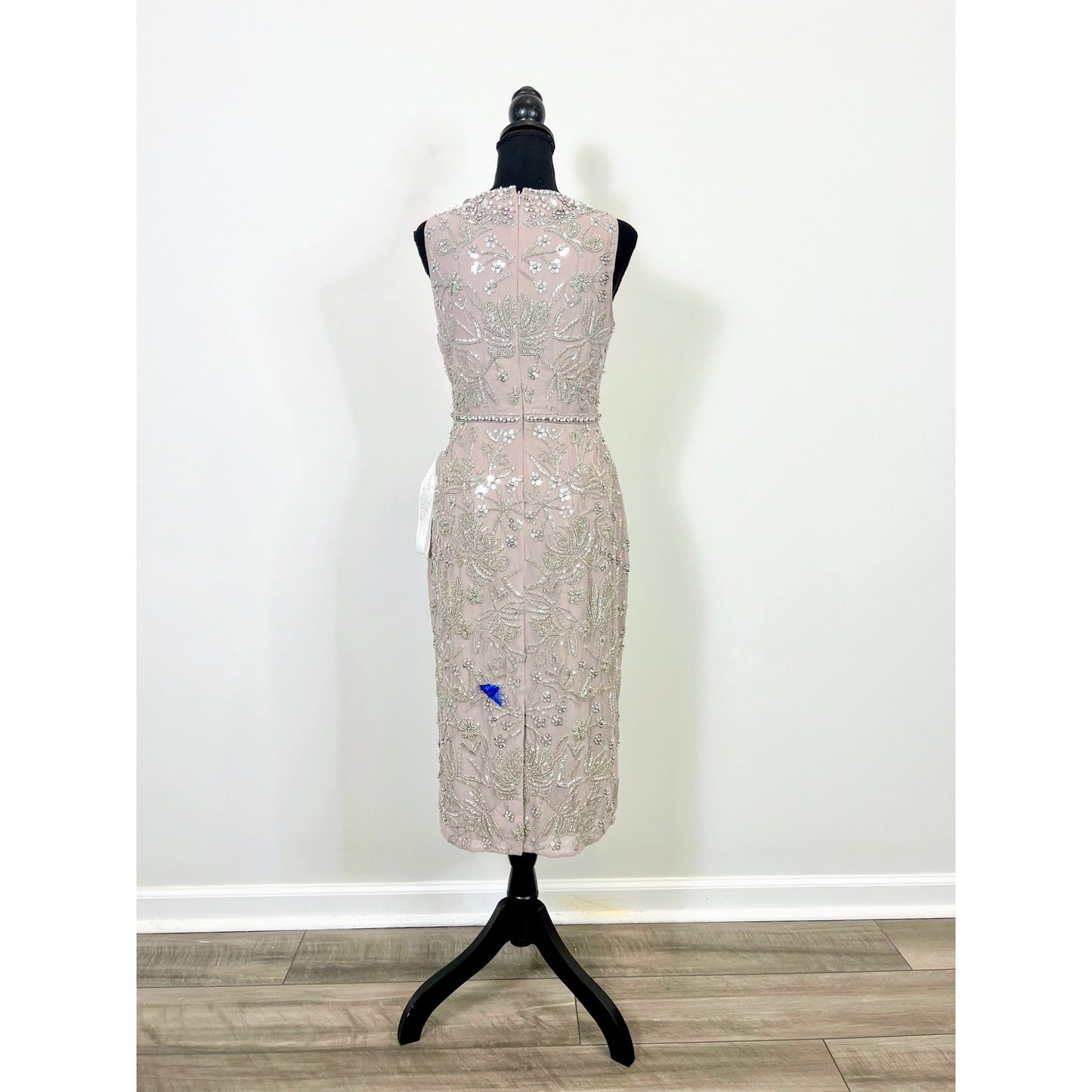 Mac Duggal Floral Beaded Sheath Dress in Vintage Lilac Dress Sz 4 Midi Cocktail