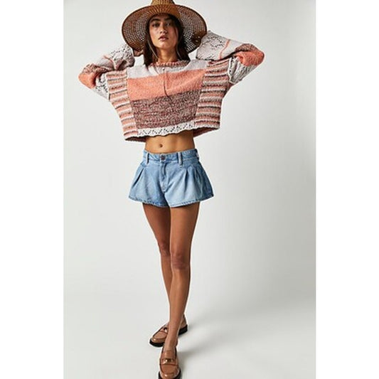 We The Free Bluebell Low Rise Pleated Denim Shorts Size 31