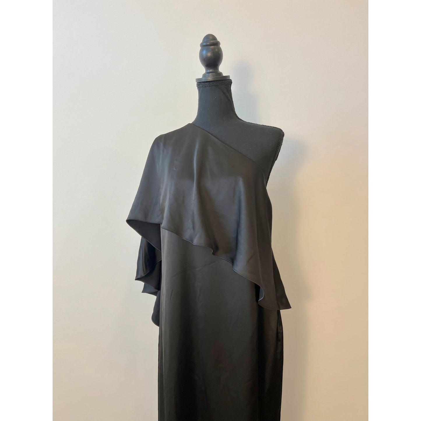 Ralph Lauren Asymmetrical Cape Cocktail Maxi Dress in Black Size 12 One Shoulder