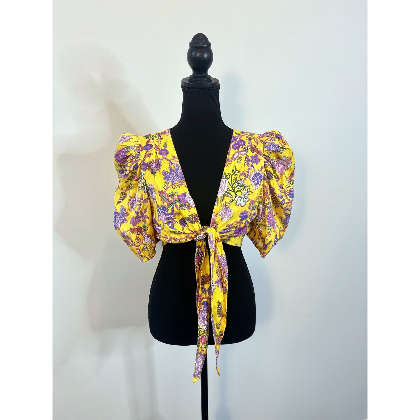 Hemant & Nandita Floral Dhea Tie Front Crop Top in Canary Yellow Medium Floral