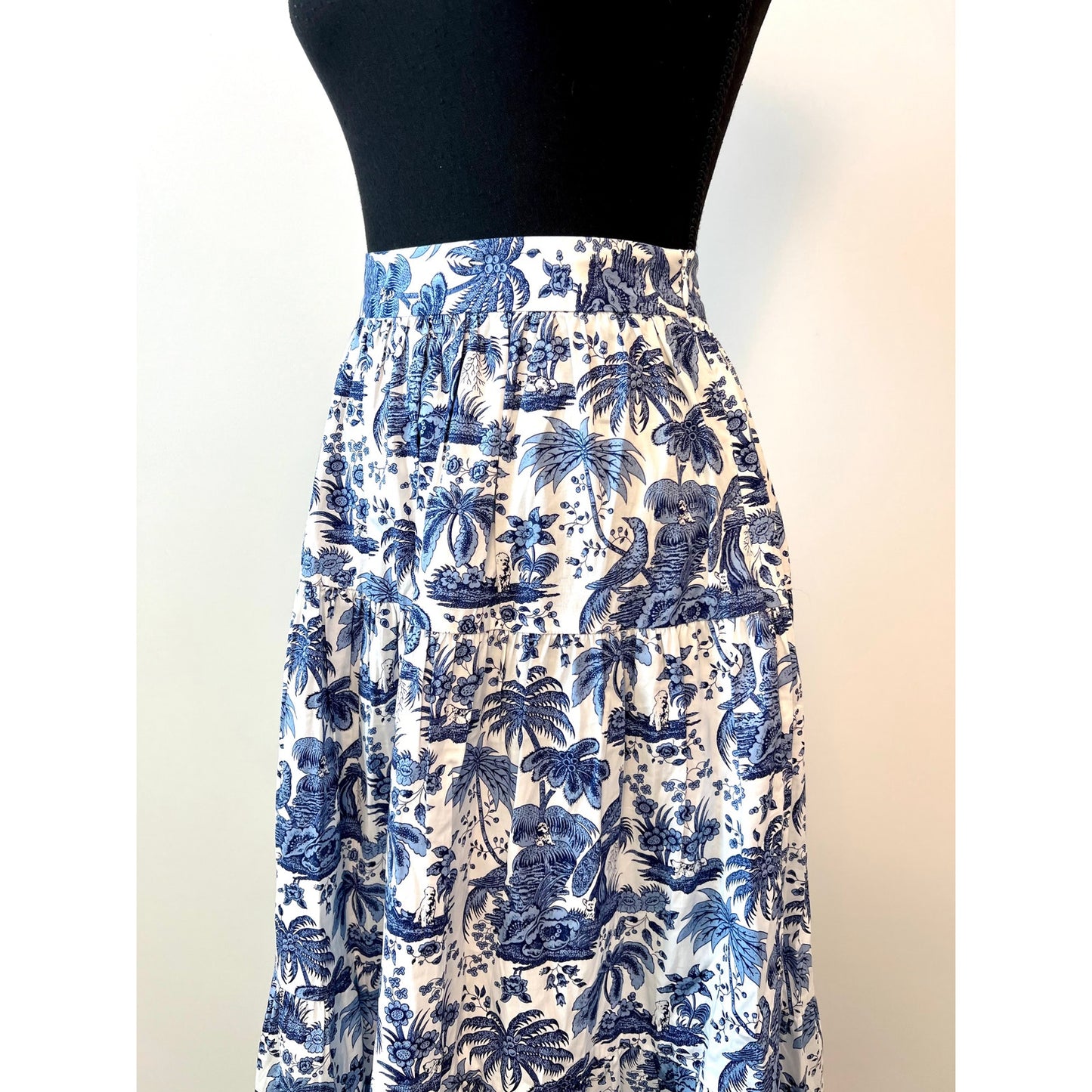 STAUD Idalino Maxi Skirt in Blue Toile Size 0 Graphic Print Stretch Beach Tropic