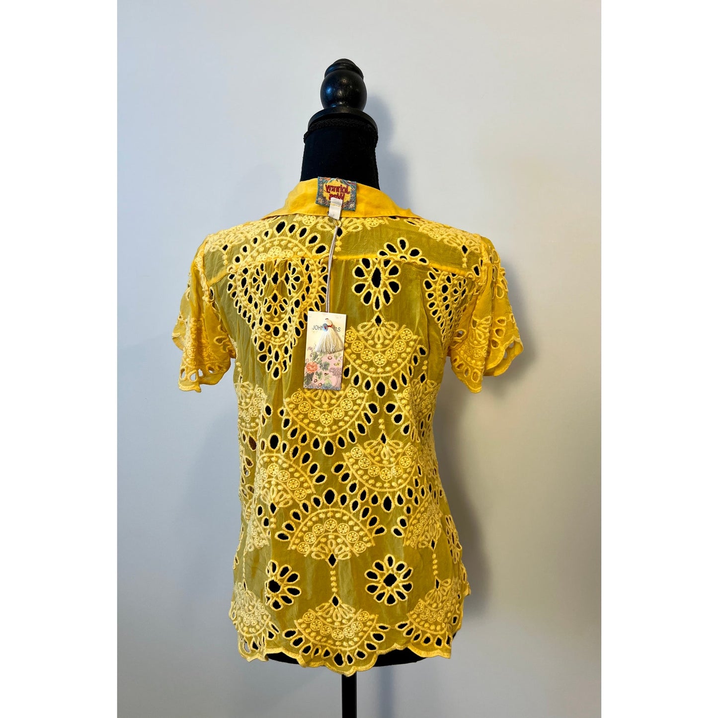 Johnny Was Marietta Cooper Button Up in Yellow Size XXS Short Sleeve Eyelets