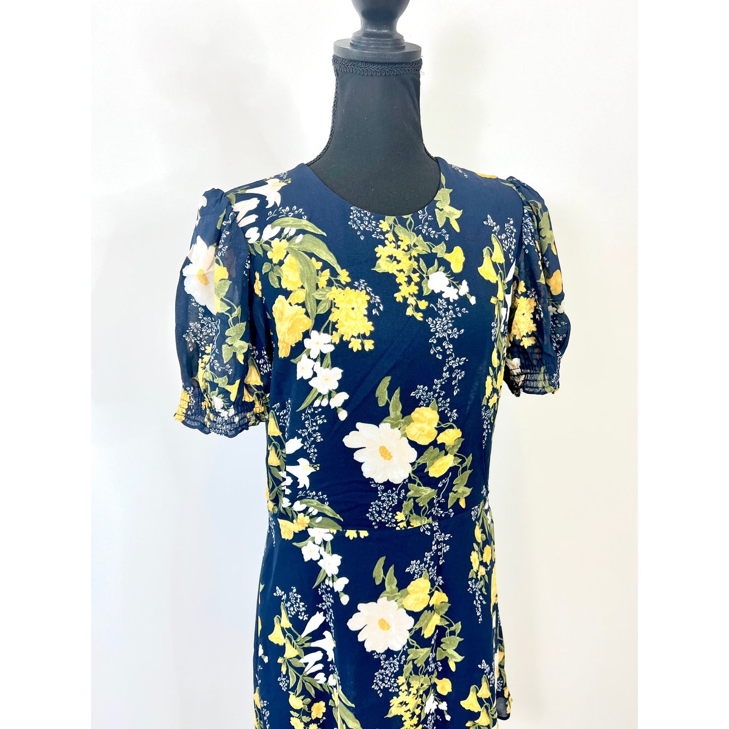 Reformation Irma Mini Dress in Graciella Size 10 Floral Knee-Length Short Sleeve