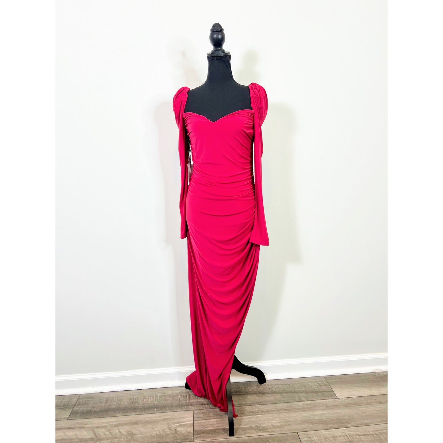 Majorelle Sweetheart Gown Maxi Dress in Berry Red Medium Lined Party Cocktail