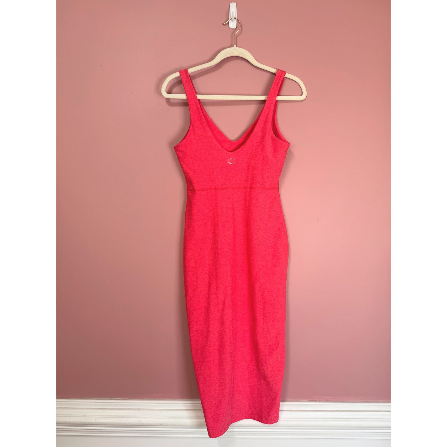 Beyond Yoga Spacedye Inspire Midi Dress in Pink Size XS