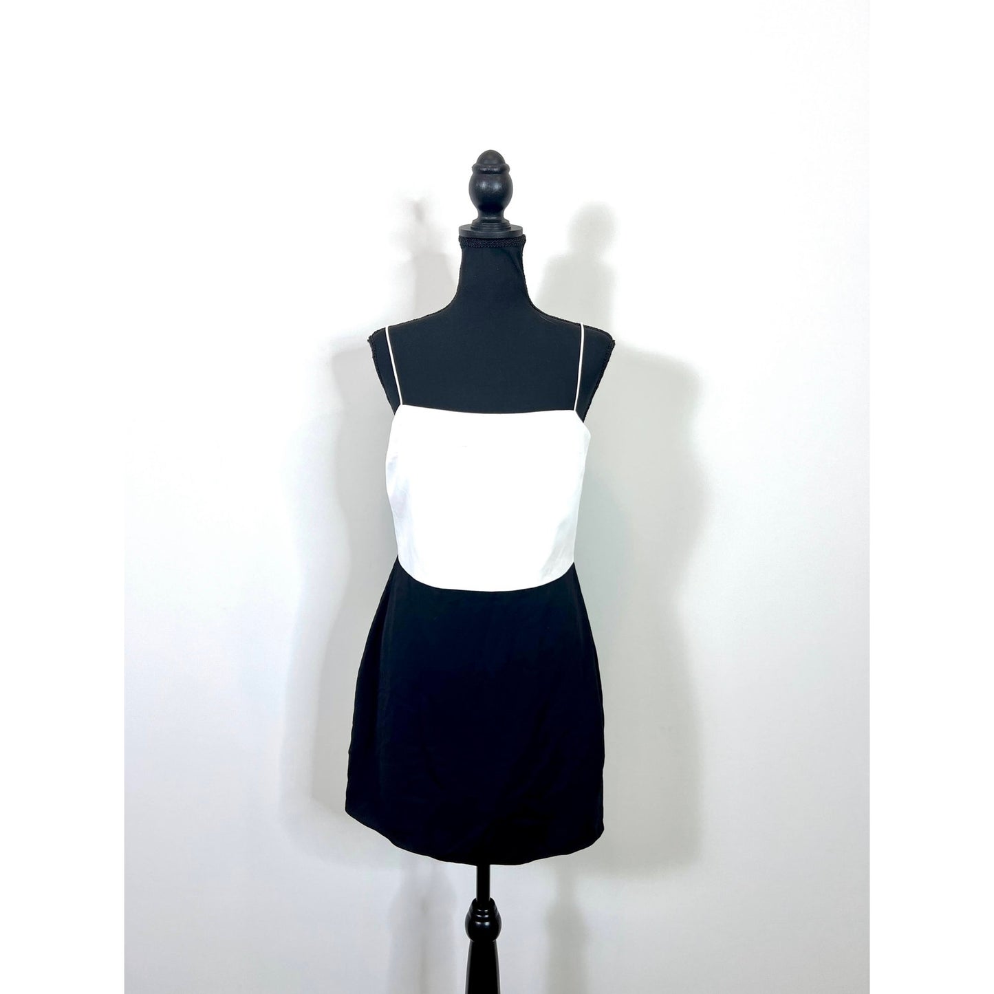 Amanda Uprichard Avani Mini Dress in Black Ivory Size 4 Two Tone Tie Strap Party